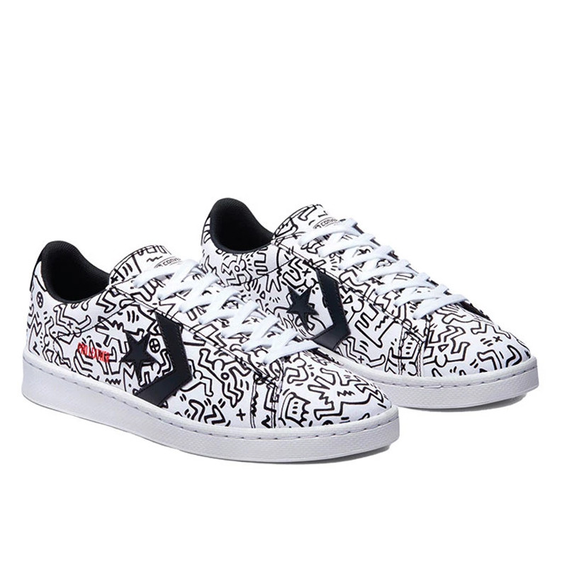 SEPATU SNEAKERS CONVERSE Keith Haring x Pro Leather OX