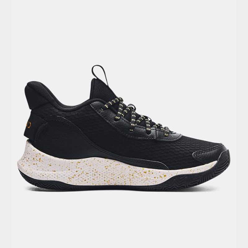 SEPATU BASKET UNDER ARMOUR CURRY 3Z7 Gs