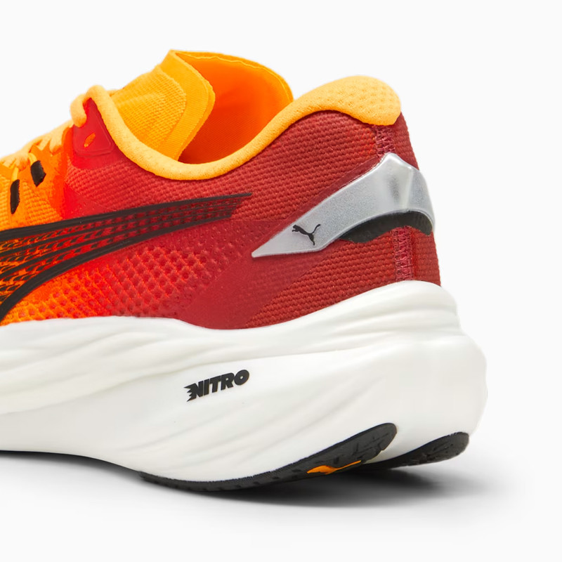 SEPATU LARI PUMA Deviate NITRO 3