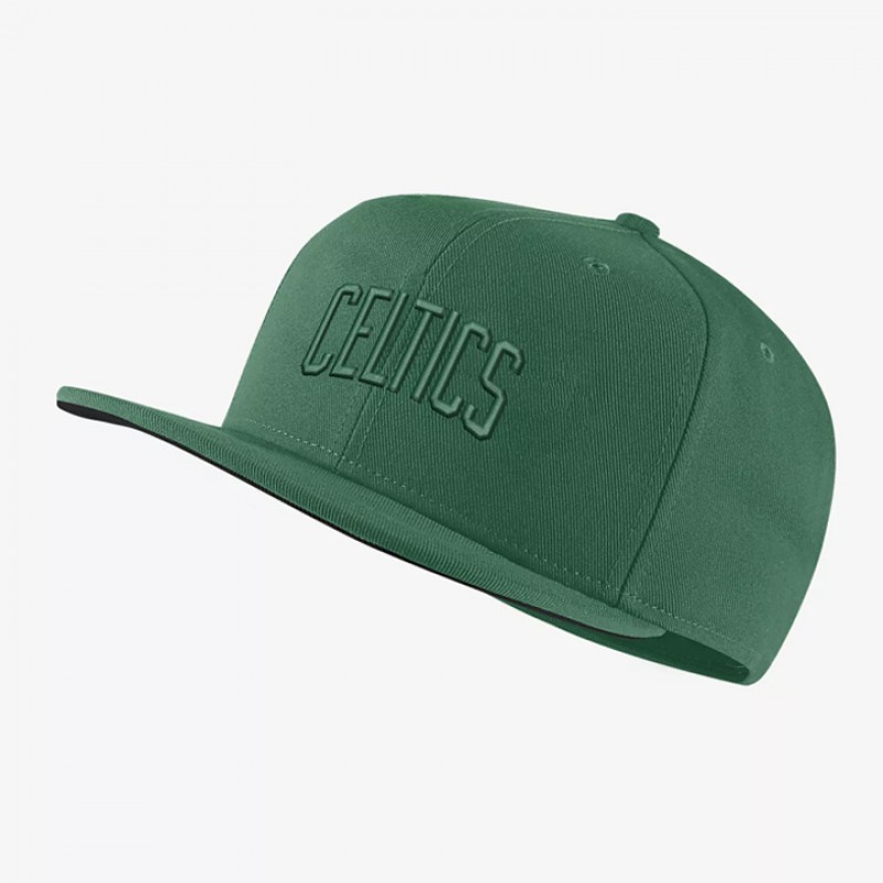 AKSESORIS BASKET NIKE Boston Celtics AeroBill NBA Hat