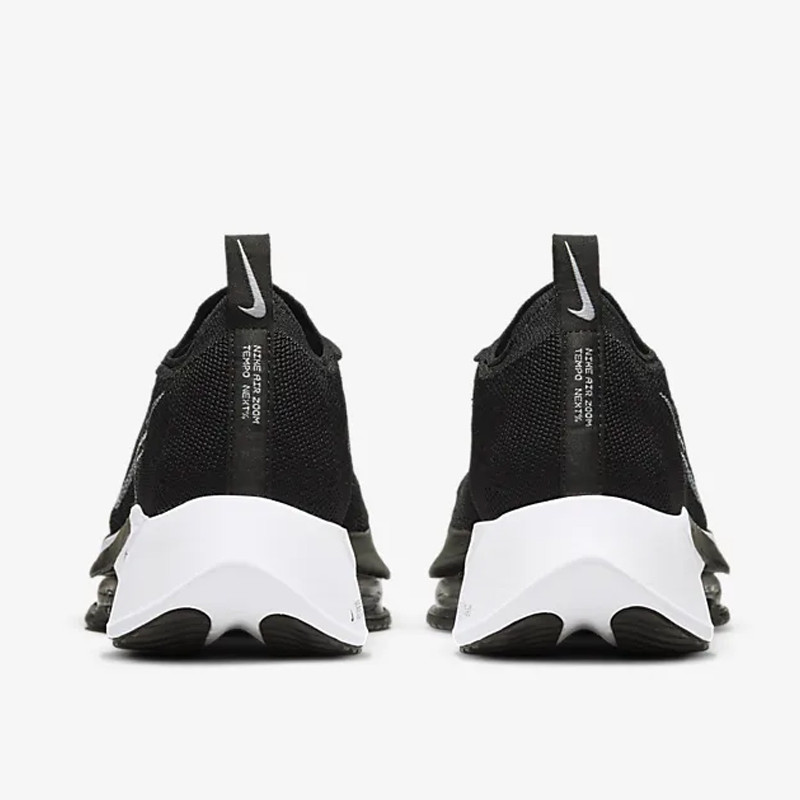 SEPATU LARI NIKE Air Zoom Tempo Next