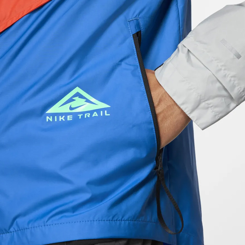 BAJU TRAIL NIKE Trail Windrunner Jacket