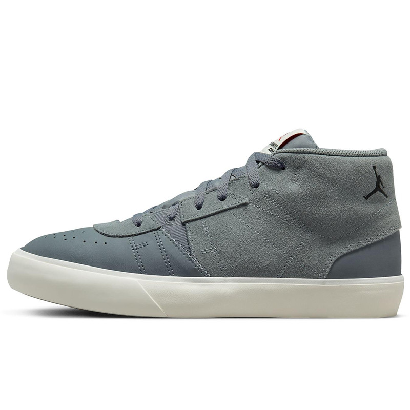 SEPATU SNEAKERS AIR JORDAN SERIES MID