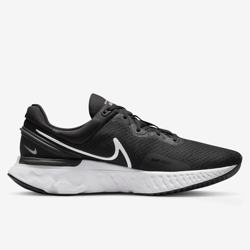 SEPATU LARI NIKE React Miler 3