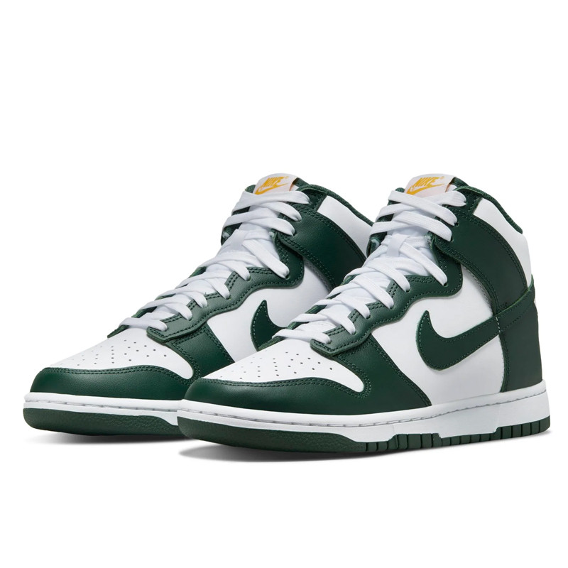 SEPATU SNEAKERS NIKE Dunk High Retro