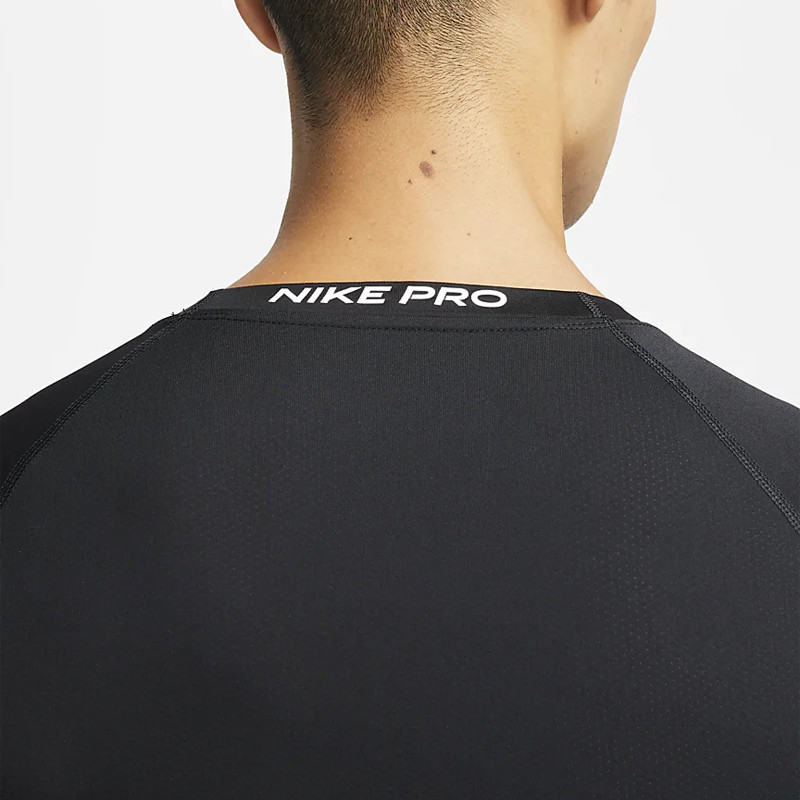 BAJU TRAINING NIKE Pro Dri-FIT Tight Fit Long-Sleeve Top