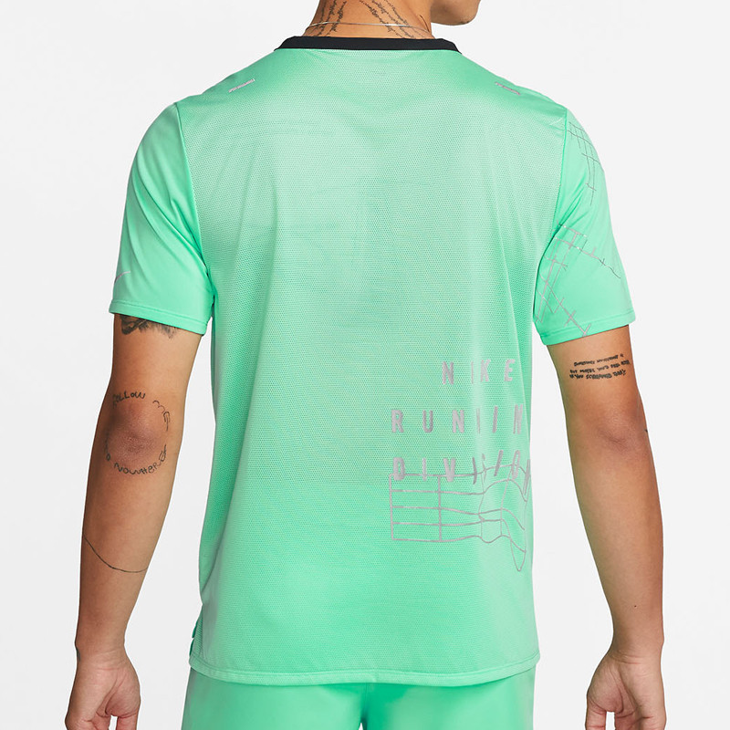 BAJU LARI NIKE Run Division Rise 365 Tee