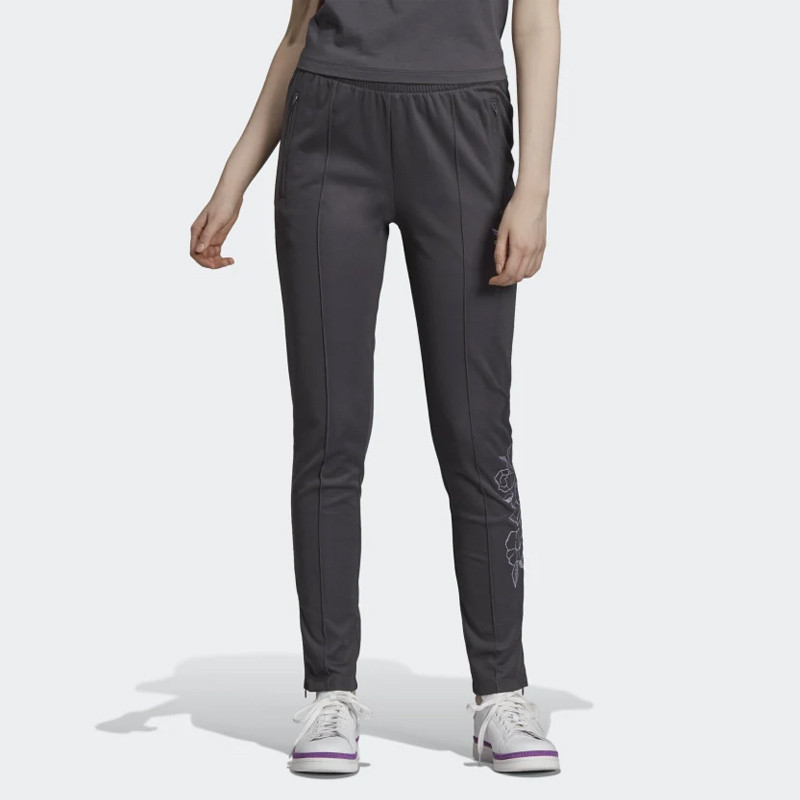 CELANA SNEAKERS ADIDAS Wmns Superstar Track Pants