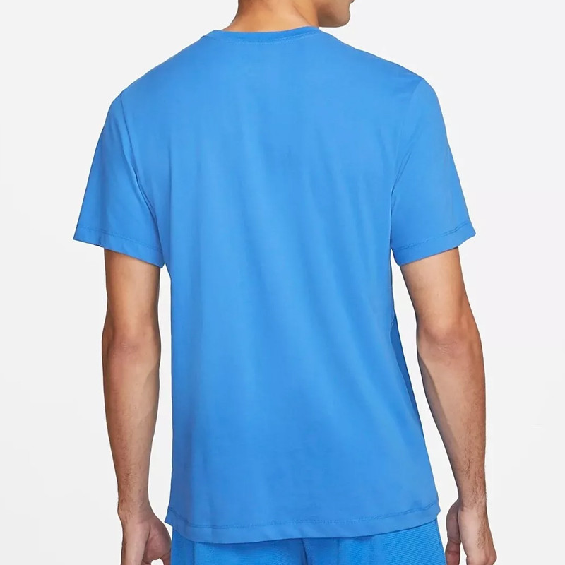 BAJU SNEAKERS NIKE Dri-FIT Tee