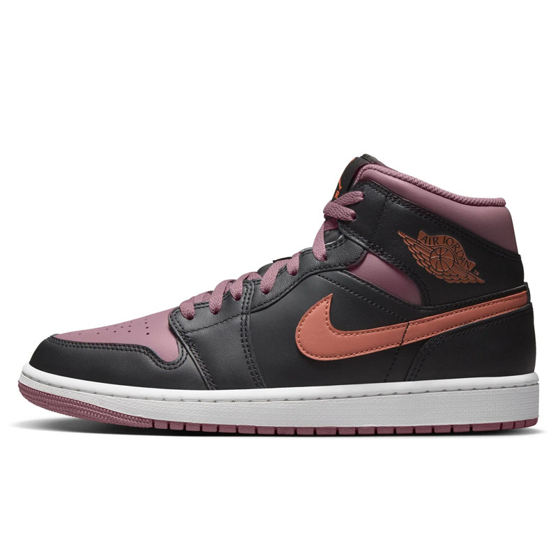 SEPATU BASKET AIR JORDAN AJ 1 Mid SE