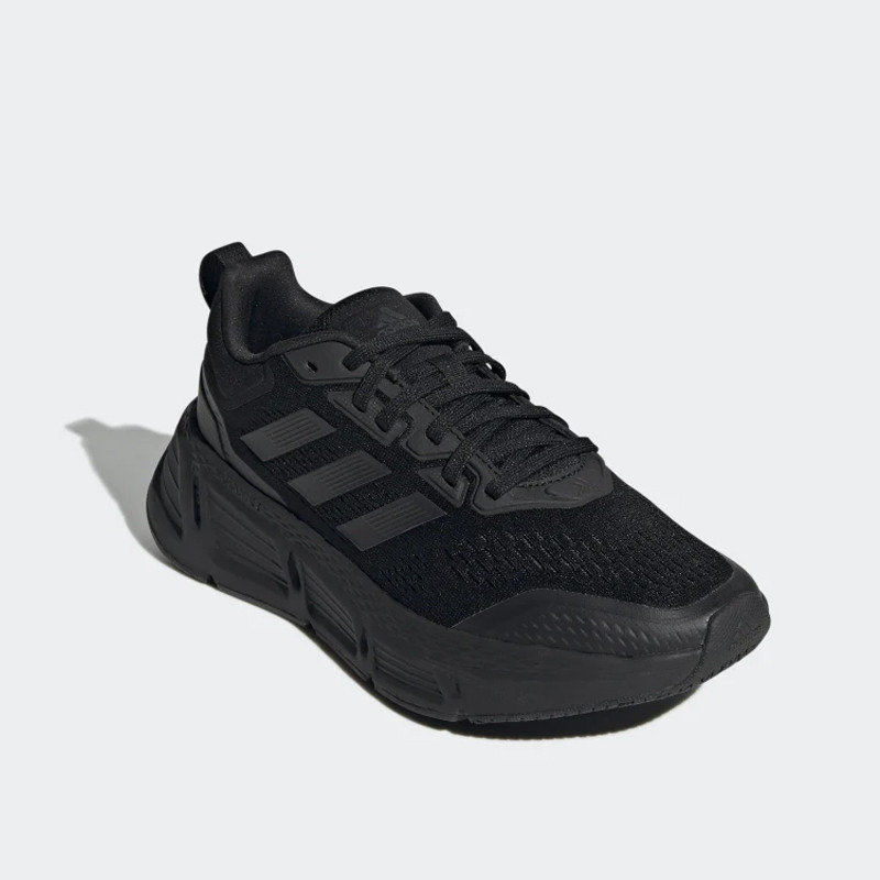 SEPATU LARI ADIDAS Wmns QUESTAR