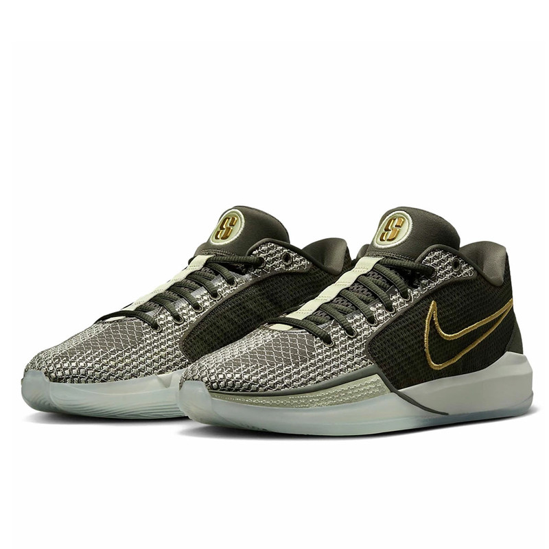 SEPATU BASKET NIKE WMNS SABRINA 1 EP