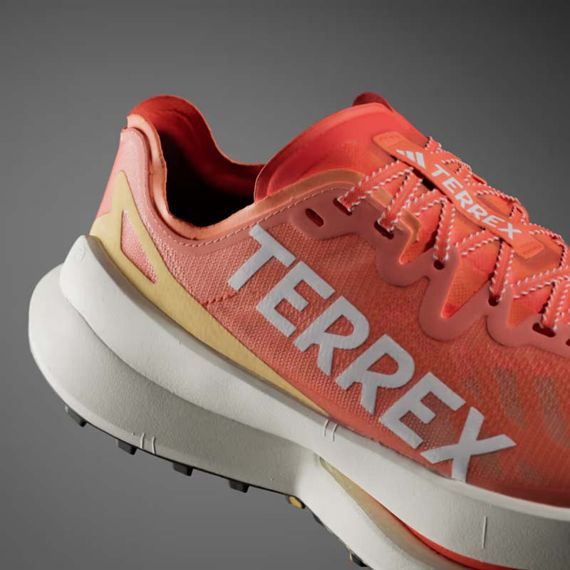 SEPATU TRAIL ADIDAS TERREX AGRAVIC