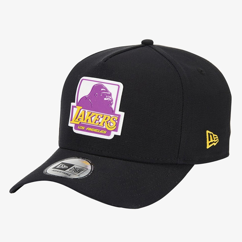 AKSESORIS BASKET NEW ERA x XLARGE x NBA Los Angeles Lakers 9FORTY K-Frame
