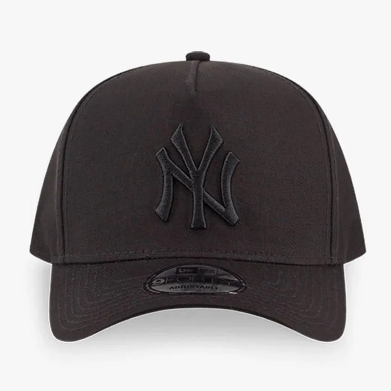 TOPI SNEAKERS NEW ERA 940AF COLOUR ESSENTIAL New York Yankees Cap