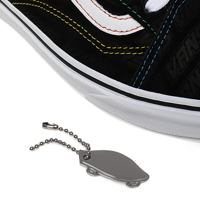 SEPATU SNEAKERS VANS EMBOSS OLD SKOOL 