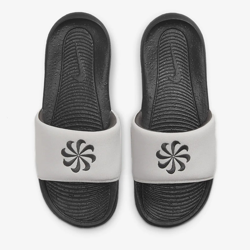 SANDAL SNEAKERS NIKE Victori One Next Nature Slides