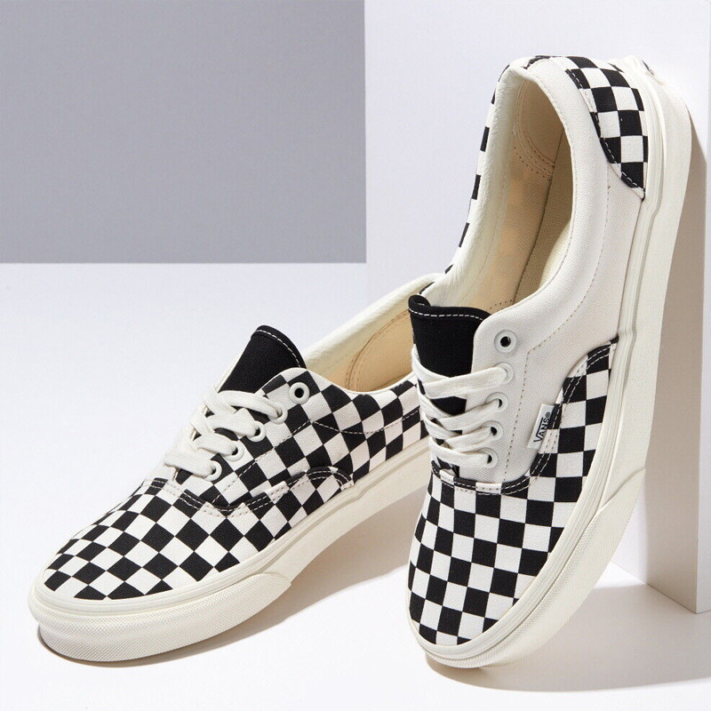 SEPATU SNEAKERS VANS Era Checkerboard